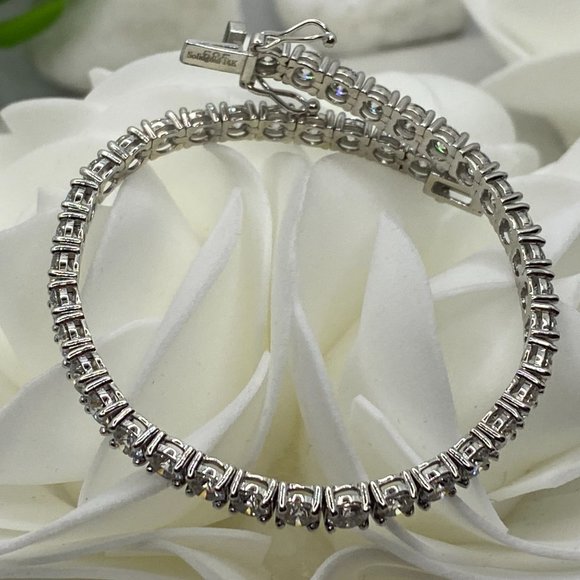 14K solid white gold 3.8mm moissanite D-FL tennis bracelet (Total 11 carat) - Picture 5 of 7